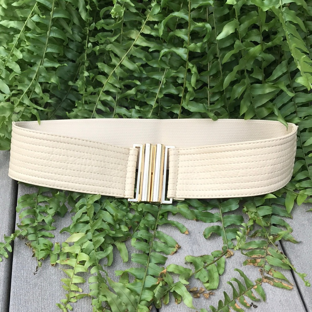 Cream Clasp Belt